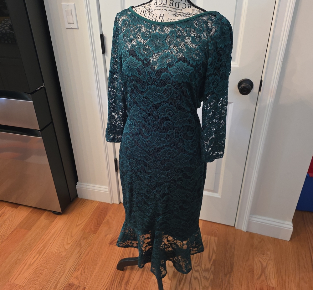 Teal Elegant Lace Midi Dress